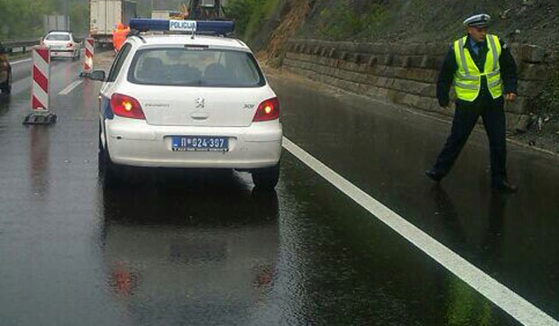 Ваљево: Повређени отац и син